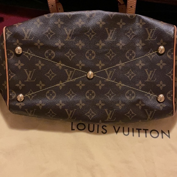 Louis Vuitton Tivoli GM Handbag - Picture 5 of 11